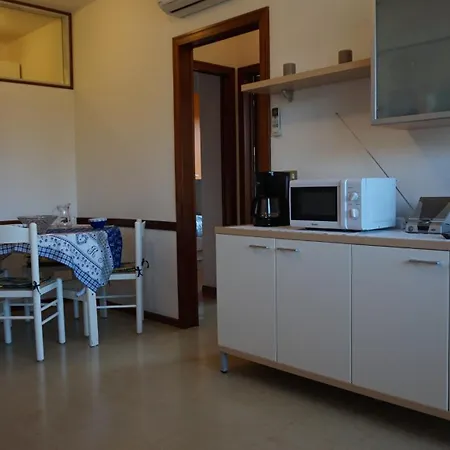 Apartmán Spacious Three-room With Terrace And Swimming Pool By Beahost