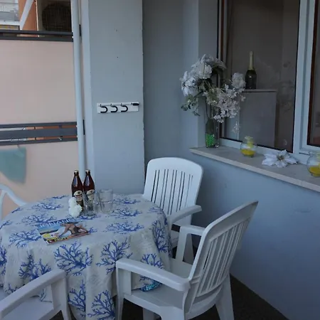 Spacious Three-room With Terrace And Swimming Pool By Beahost Apartamento